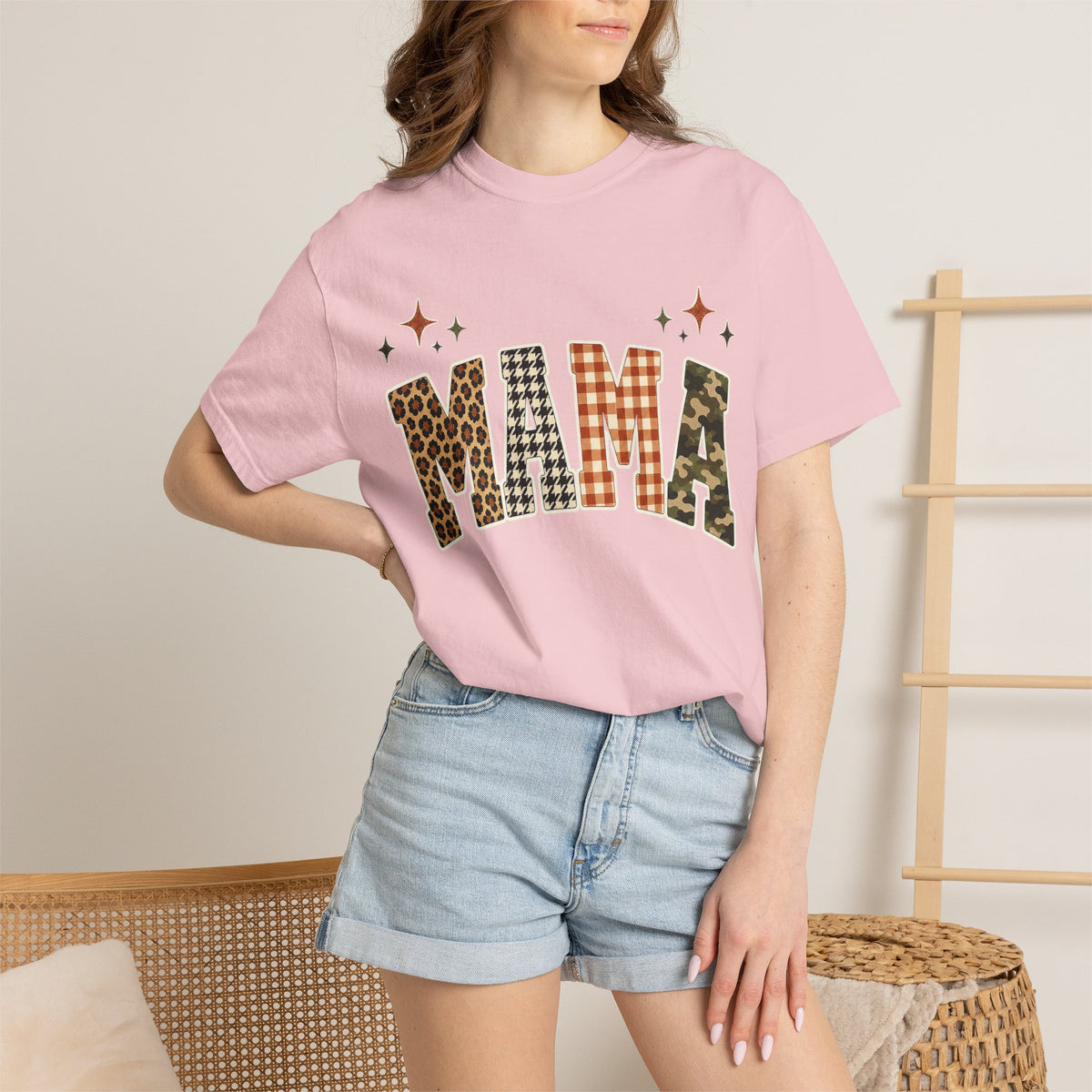Mama Leopard Camo Graphic T-Shirt