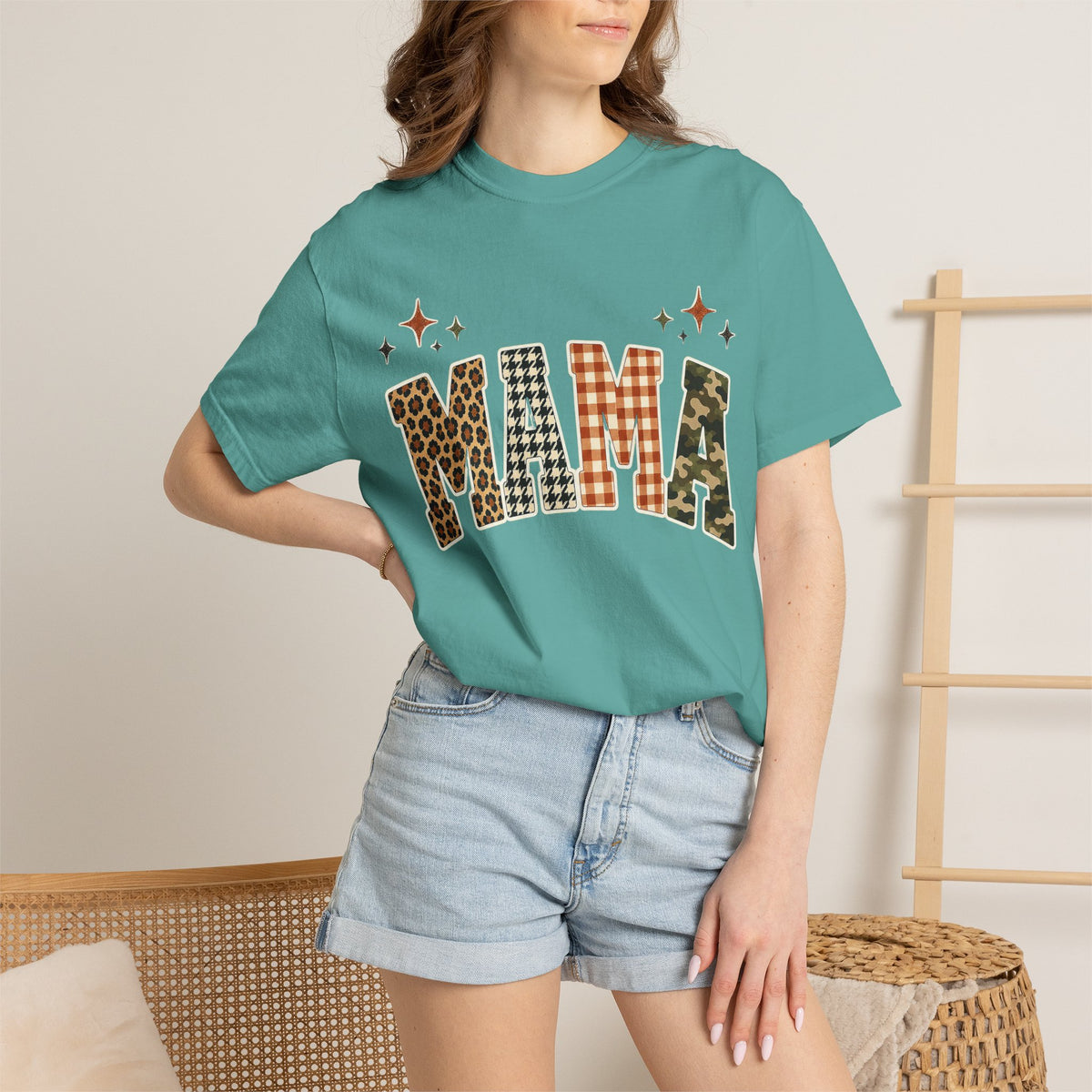 Mama Leopard Camo Graphic T-Shirt